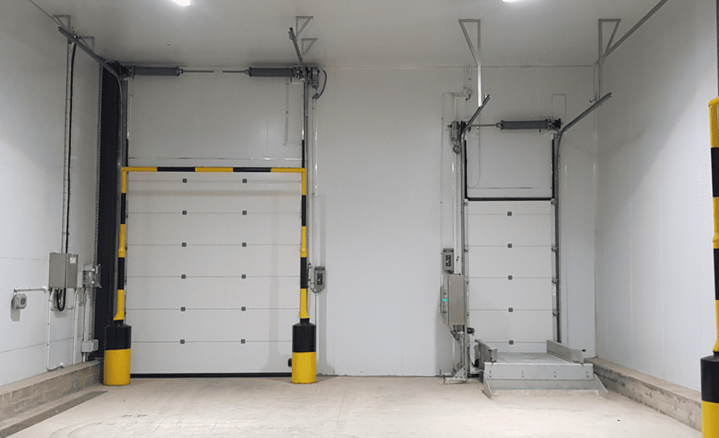 Grainfield Chickens Maxiflex Door Installation